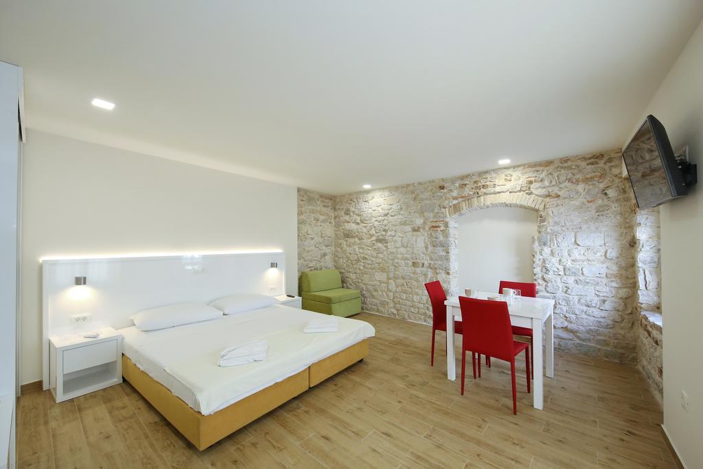 Idassa Atrium Rooms ซาดาร์ ภายนอก รูปภาพ
