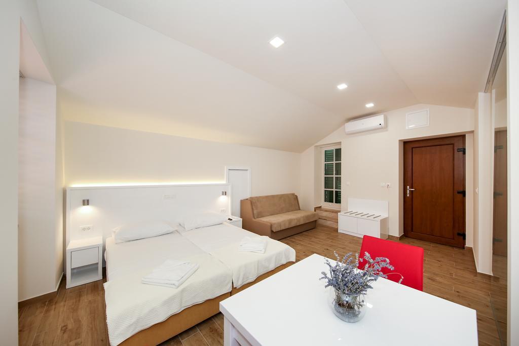 Idassa Atrium Rooms ซาดาร์ ภายนอก รูปภาพ