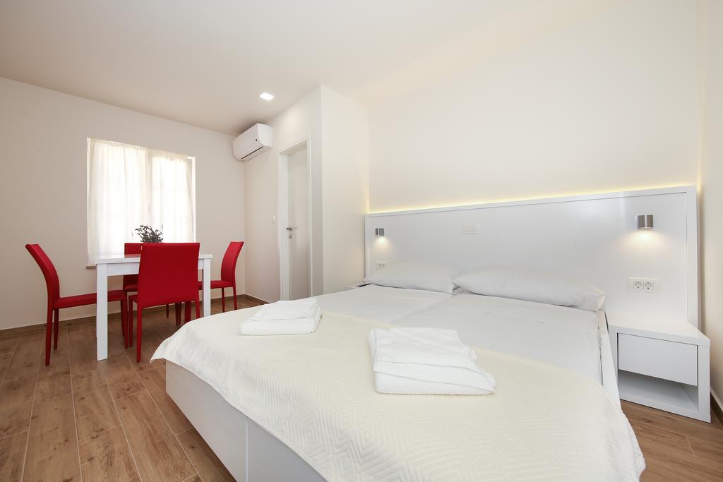 Idassa Atrium Rooms ซาดาร์ ภายนอก รูปภาพ