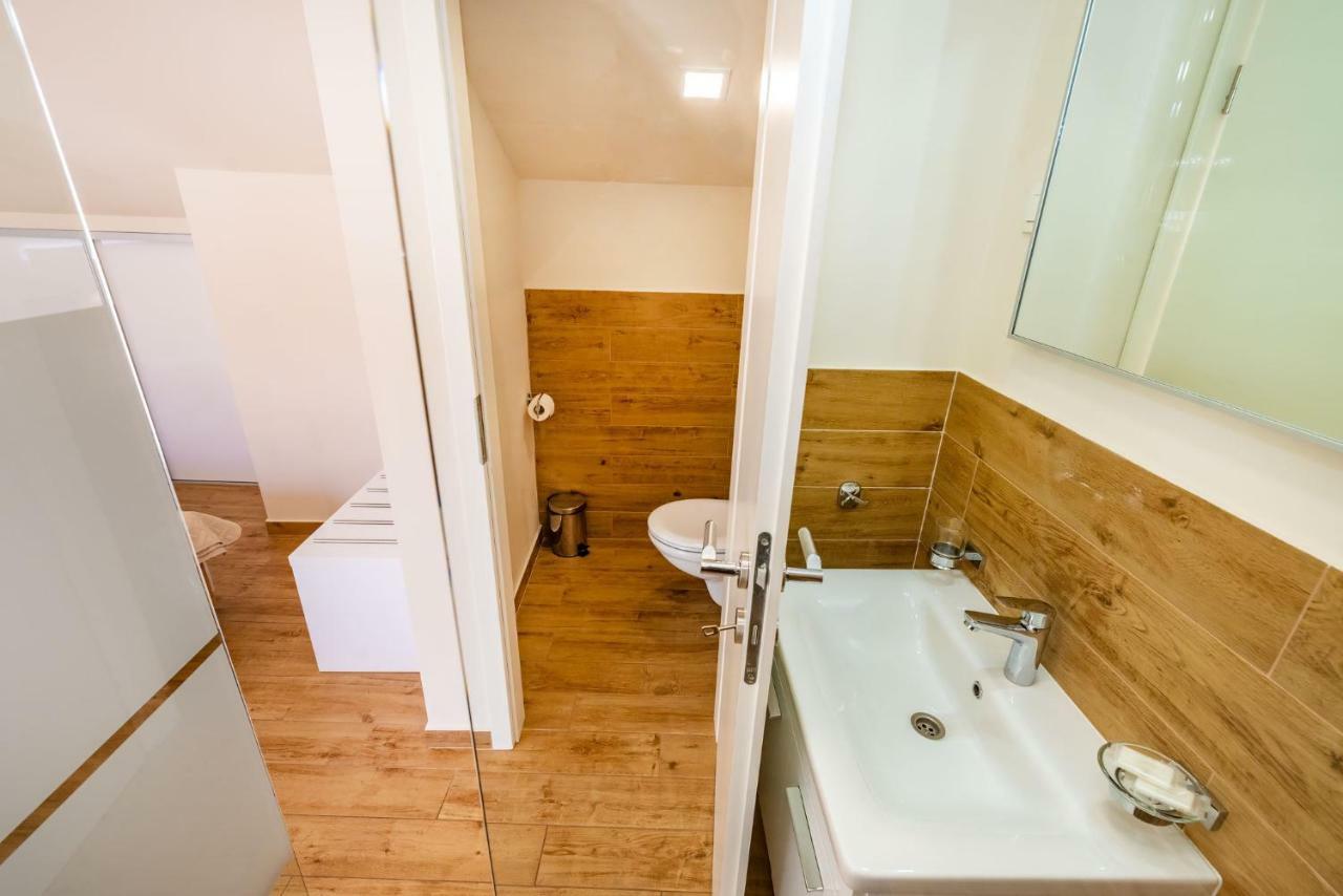 Idassa Atrium Rooms ซาดาร์ ภายนอก รูปภาพ