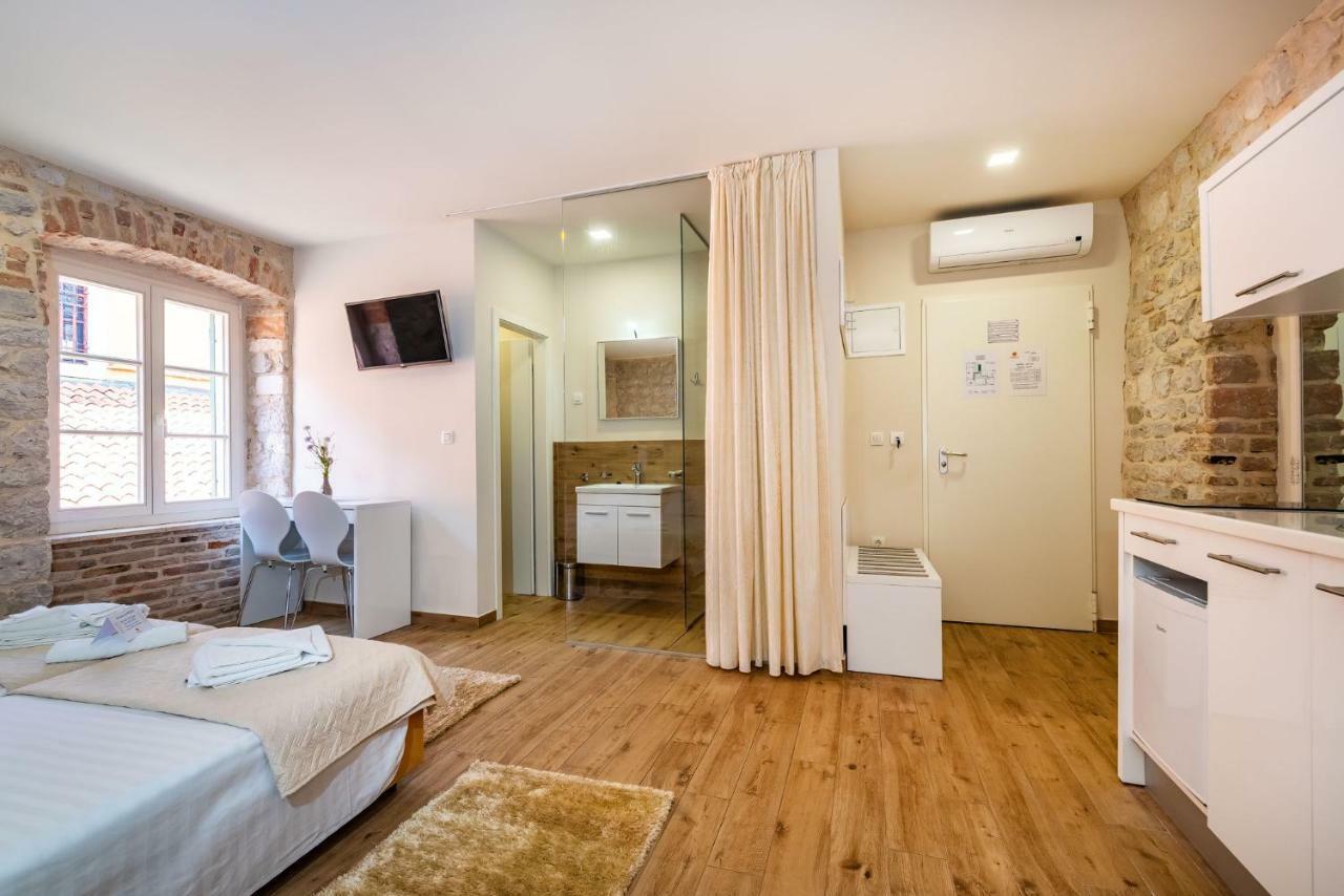 Idassa Atrium Rooms ซาดาร์ ภายนอก รูปภาพ